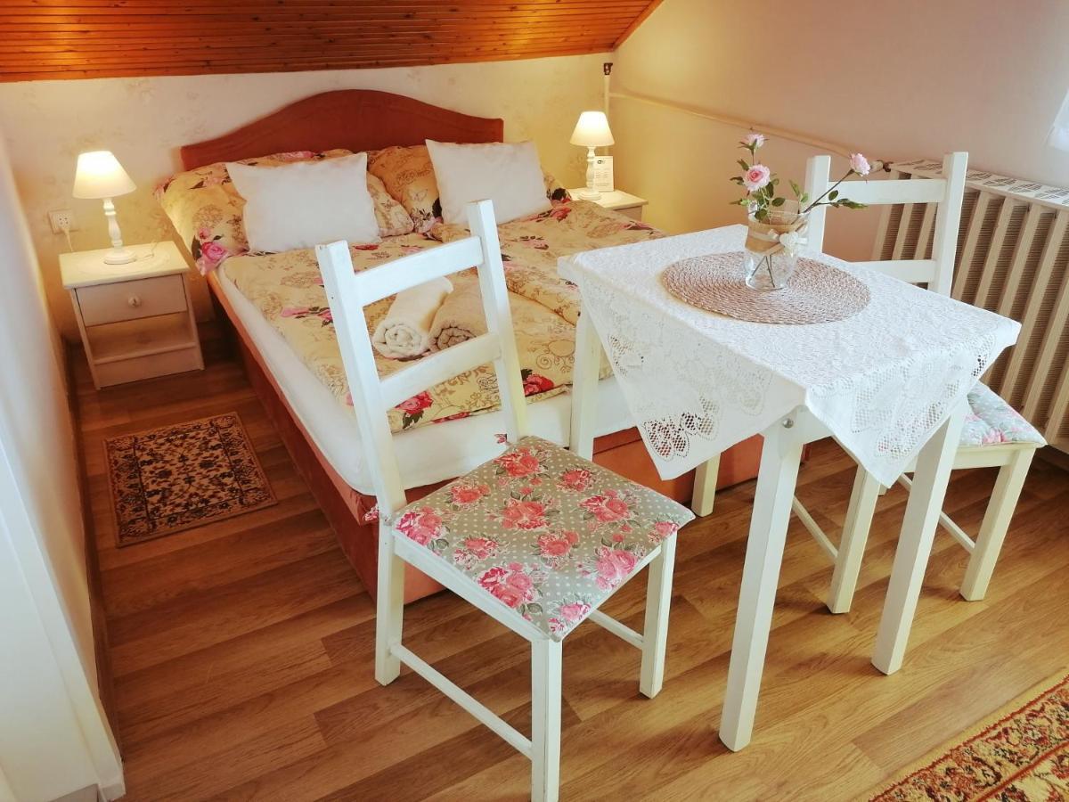 Elisoria Apartments Черсегтомай Экстерьер фото